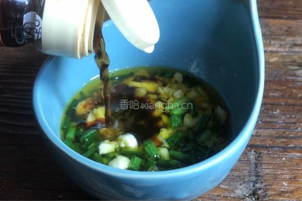 枸杞花生拌苦菊的做法图解6