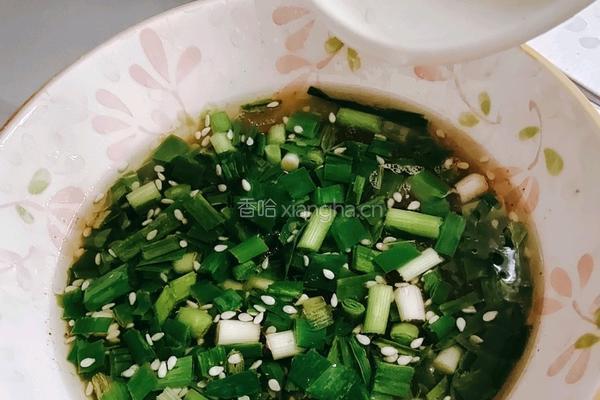 蒜苗酸汤面的做法图解5