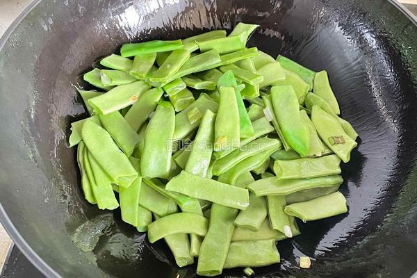 酱香扁芸豆的做法图解4