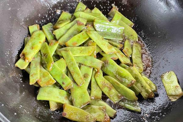 酱香扁芸豆的做法图解7