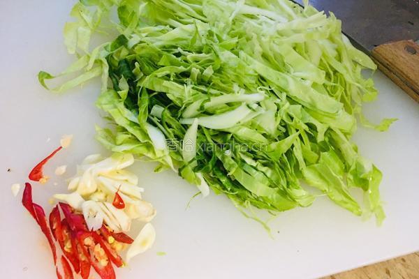 莲花菜鸡蛋炒米线的做法图解5