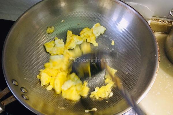 外婆菜炒鸡蛋的做法图解3
