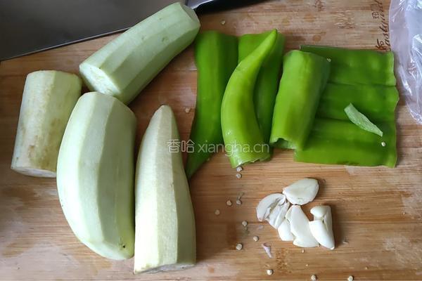 茄子皮蛋擂辣椒的做法图解2