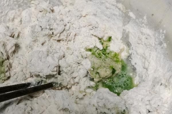 石磨面粉油饼的做法图解2