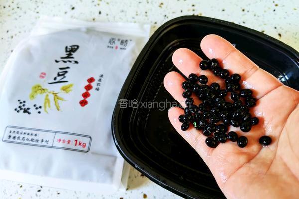 黑豆芽炒豆干的做法图解1