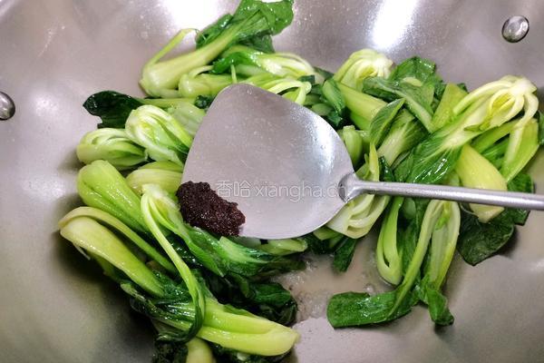 鲜露黄豆酱炒青菜的做法图解5