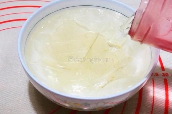 提拉米苏8寸的做法图解1