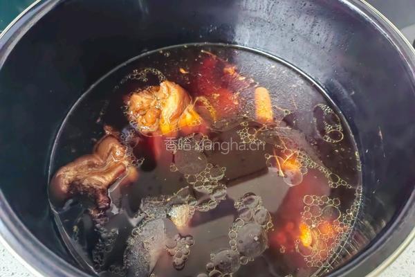 蹄汤米线的做法图解2