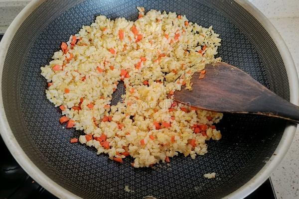 酱油炒饭的做法图解8