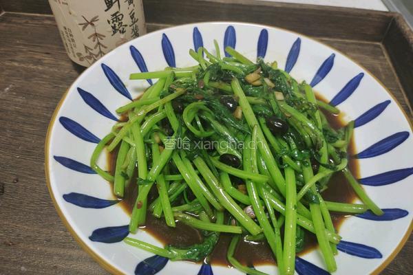 酱炒茼蒿