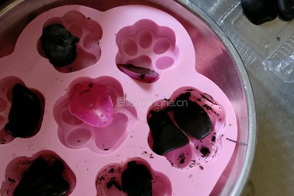 diy巧克力（蛋糕装饰品）的做法图解3