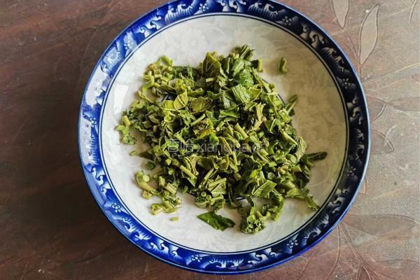 香椿拌豆腐的做法图解4