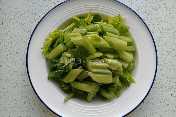 酱香芹菜的做法图解4