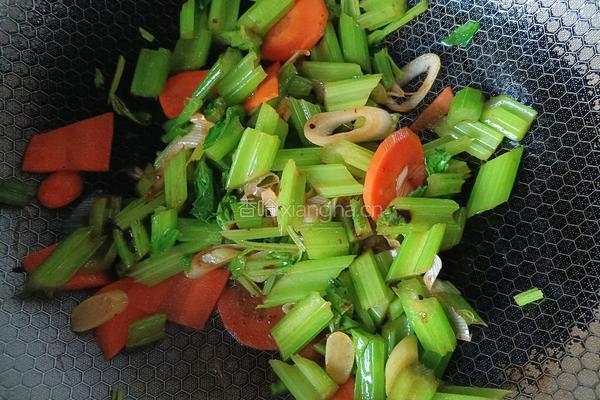 酱香芹菜的做法图解8