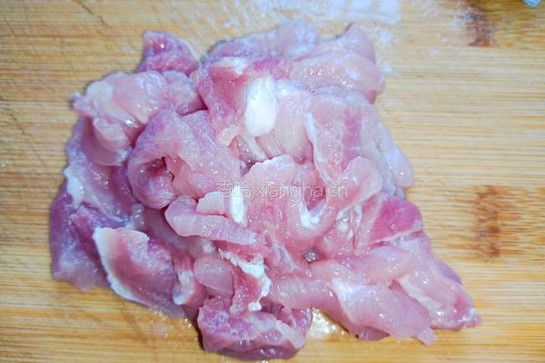肉片炒芹菜的做法图解2