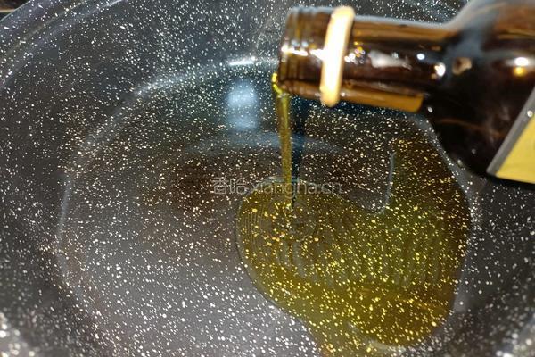 肉片炒芹菜的做法图解7