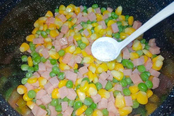 青豆玉米炒火腿的做法图解9