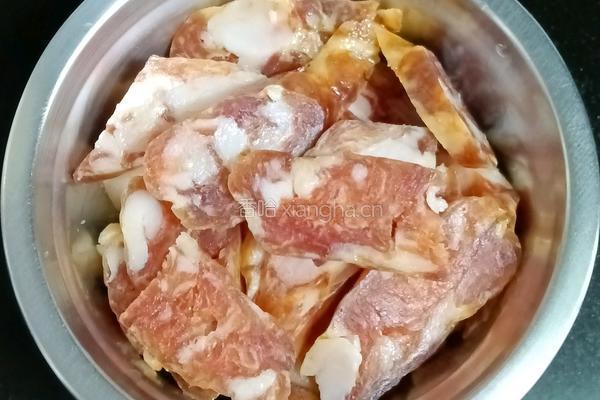 腊肠炒棒菜头的做法图解4