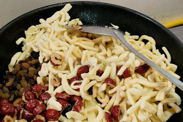 红枣葡萄干味原味(沙琪玛)家庭版自制小吃的做法图解27