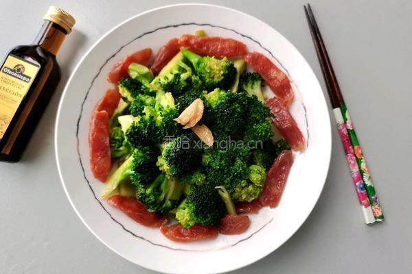 腊肠炒西兰花的做法图解10