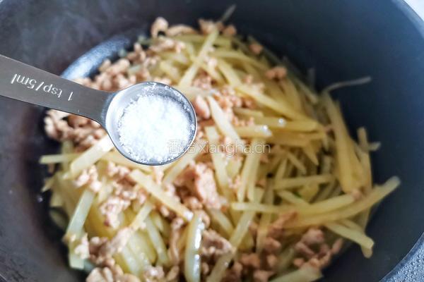 土豆丝炒肉的做法图解11