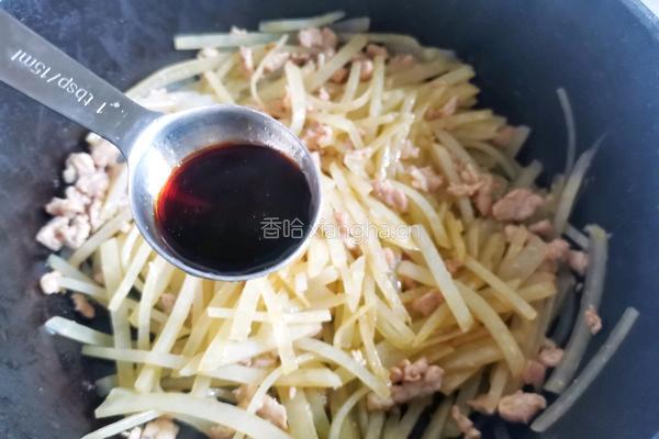 土豆丝炒肉的做法图解12