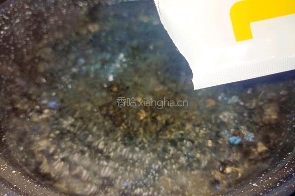 鸡肉咖喱酱意面的做法图解2