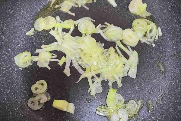包菜蛋炒饭的做法图解5