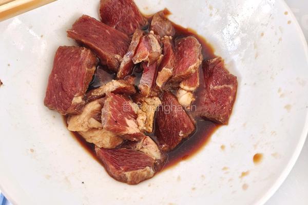 彩椒芝士烤牛肉的做法图解1