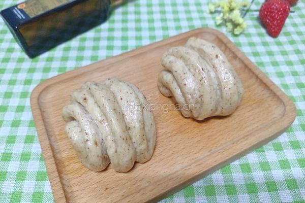 红枣花卷馒头的做法图解1