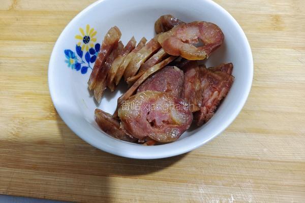 腊肠鲜蔬披萨的做法图解5