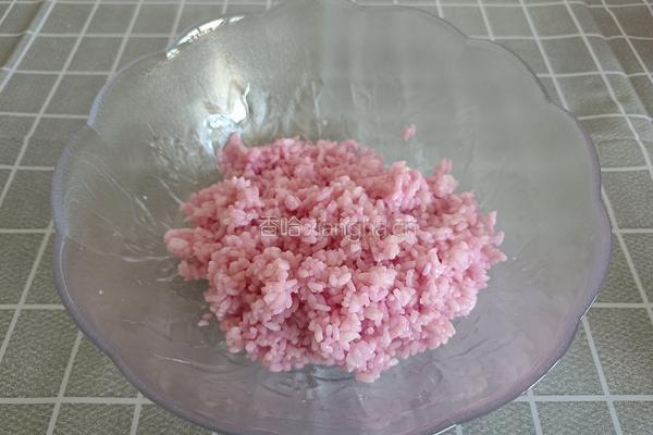 樱花土豆泥饭团的做法图解3