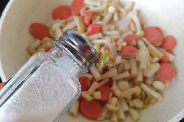 海鲜菇炒火腿肠的做法图解10