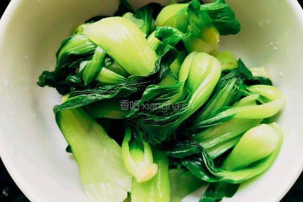 菜肉馄饨的做法图解3