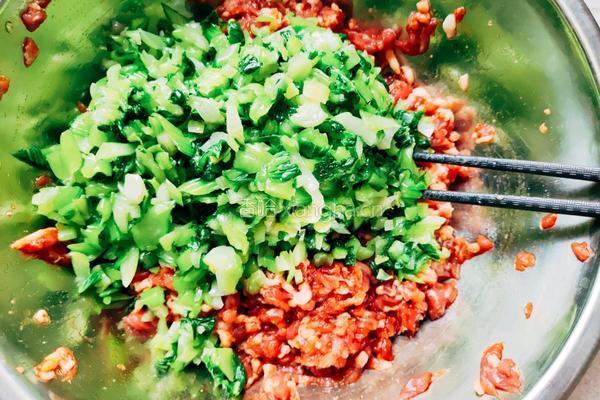 菜肉馄饨的做法图解7