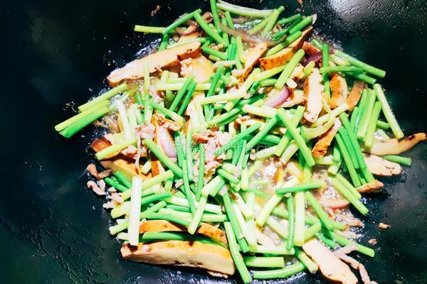 蒜苔肉沫炒香干的做法图解9