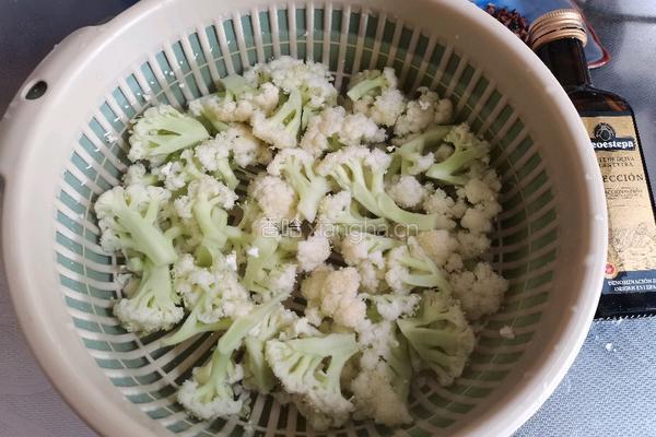 炝菜花的做法图解1