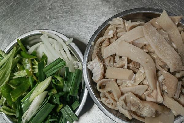 酸辣羊肚的做法图解1
