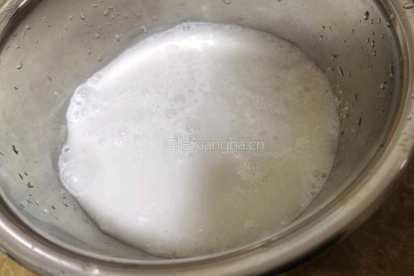 椰汁马蹄千层糕的做法图解3