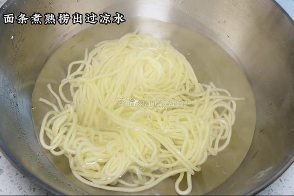 炸酱鸡蛋面的做法图解8