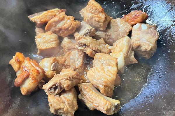 【春季养生菜】土豆焖排骨的做法图解6