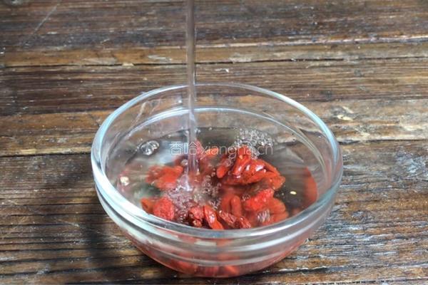 马兰头拌豆腐的做法图解3