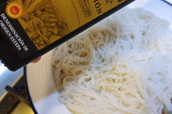 牛腩捞米粉的做法图解7