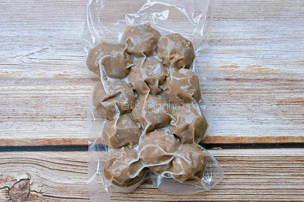 土豆烧牛肉丸的做法图解1