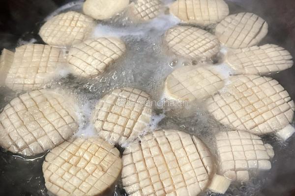 【春季养生菜】肉末杏鲍菇的做法图解2