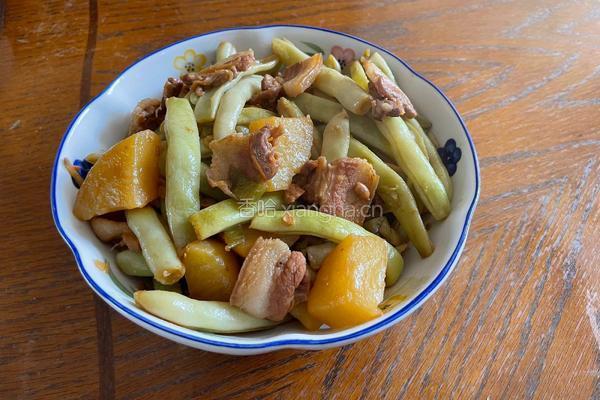 土豆炖豆角的做法图解18