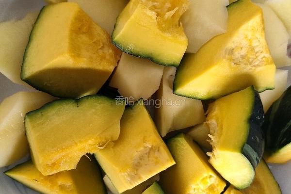 窝瓜炖豆角的做法图解2