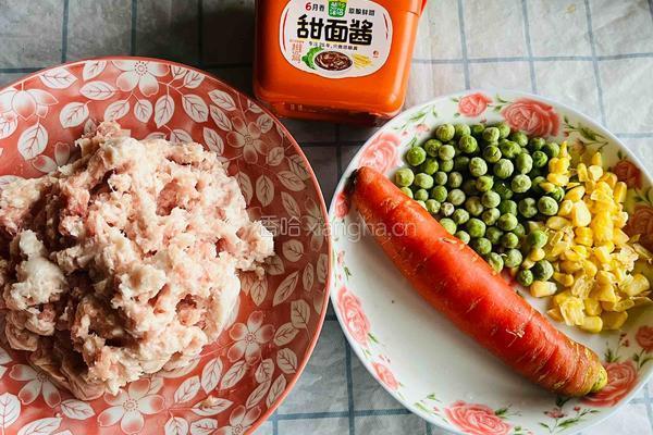 烧烤味时蔬肉饼 的做法图解1