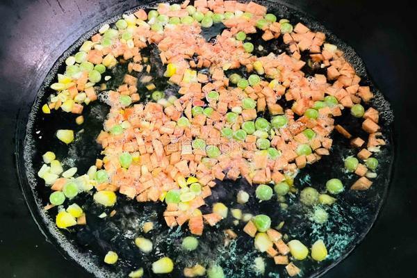 烧烤味时蔬肉饼 的做法图解2