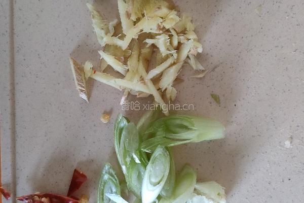 油焖大虾的做法图解1